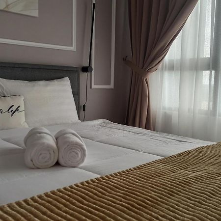 Pangsapuri 69 m² dengan 2 bilik tidur dan 1 bilik mandi peribadi di Pusat Kota Bahru Luaran gambar