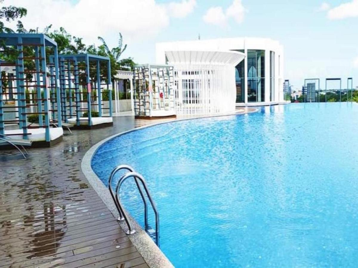 Pangsapuri 69 m² dengan 2 bilik tidur dan 1 bilik mandi peribadi di Pusat Kota Bahru Luaran gambar