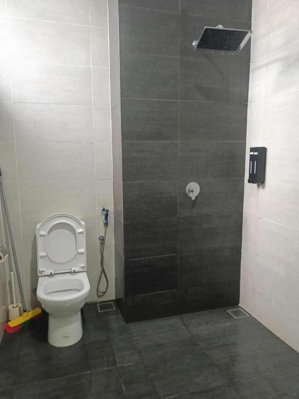 Pangsapuri 69 m² dengan 2 bilik tidur dan 1 bilik mandi peribadi di Pusat Kota Bahru Bilik gambar